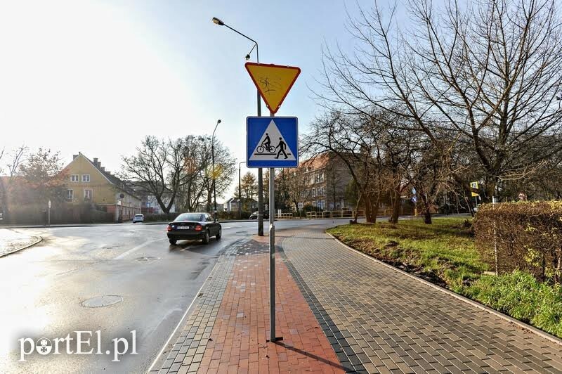 Elbląg, Elblążanie wolą parkingi od ścieżek rowerowych? (opinia nadesłana)