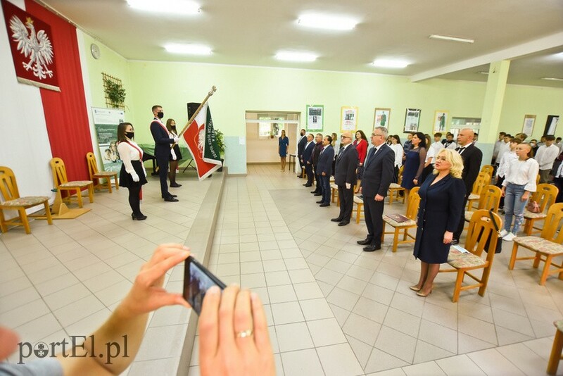 Elbląg, Powrót do szkoły po pół roku Elbląg, Powrót do szkoły po pół roku