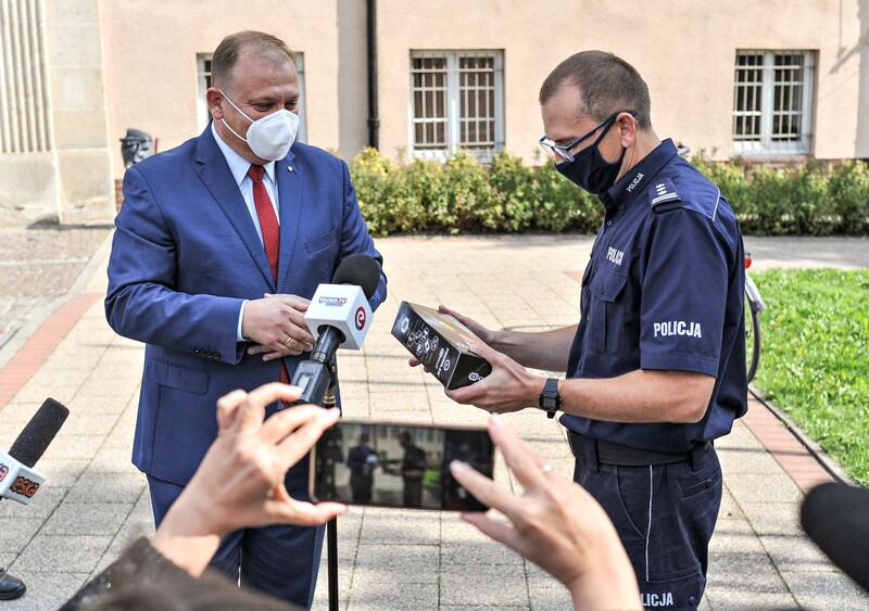 Elbląg, Nowe alkomaty dla elbląskiej policji Elbląg, Nowe alkomaty dla elbląskiej policji