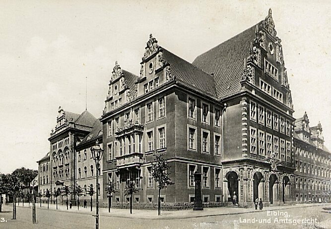 Elbląg, Budynek elbląskiego sądu przed wojną