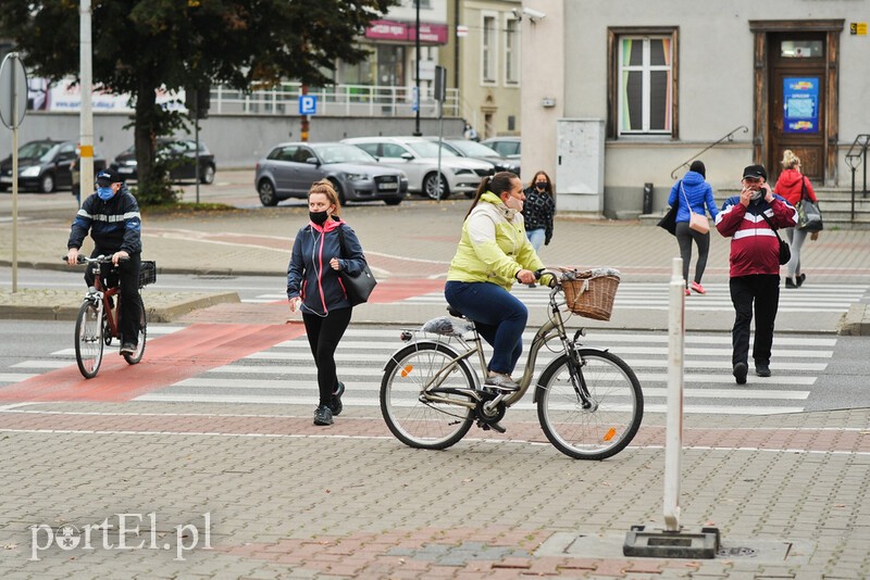 Elbląg, Ponad dwadzieścia mandatów za brak maseczek