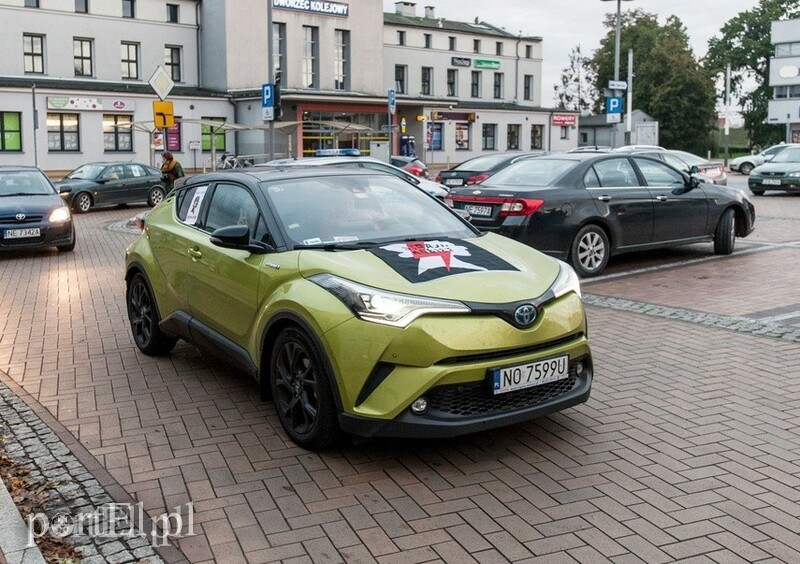 Elbląg, Z placu Dworcowego wyjechały samochody w Ostrą Jazdę