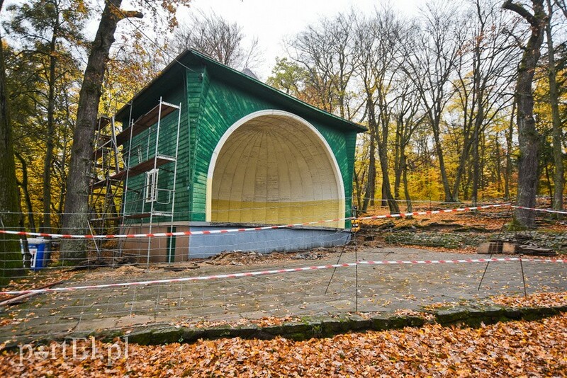 Elbląg, Rozpoczął się remont muszli w Bażantarni Elbląg, Rozpoczął się remont muszli w Bażantarni
