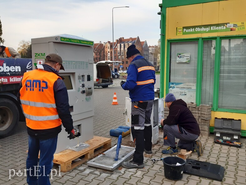 Elbląg, Na placu Słowiańskim zamontowano biletomat,