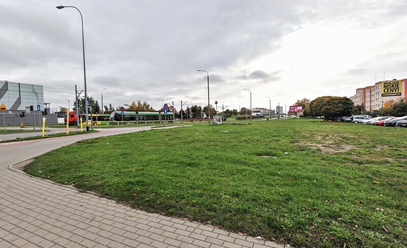 Elbląg, Na tej działce ma powstać budynek handlowo-usługowy Elbląg, Na tej działce ma powstać budynek handlowo-usługowy