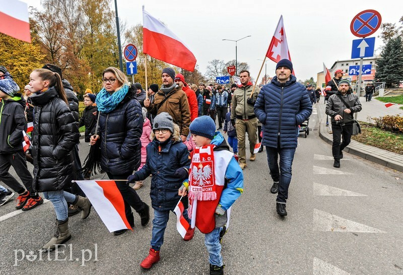 Elbląg, W tym roku przemarszu z okazji Święta Niepodległości i składania kwiatów pod pomnikiem króla Kazimierza Jagiellończyka nie było. Czy w przyszłym uroczystości przeniosą się pod nowy pomnik?