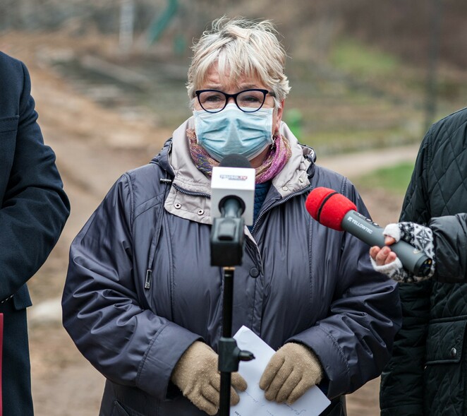 Elbląg, Elżbieta Gelert, dyrektor szpitala wojewódzkiego, podczas konferencji prasowej,