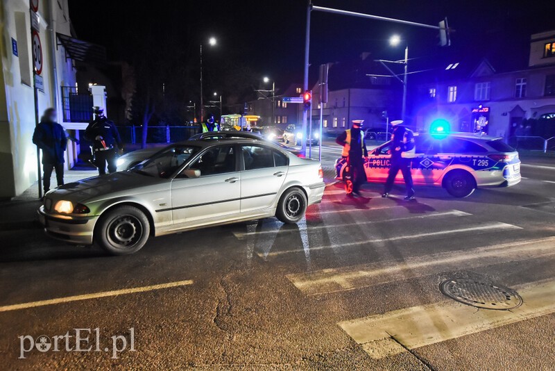 Elbląg, Potrącenie 69-letniej kobiety przez kierowcę bmw