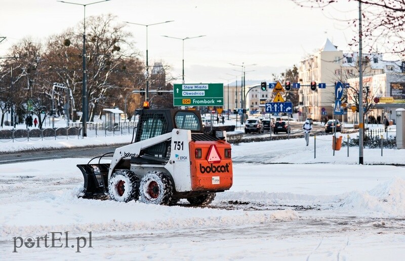 Elbląg, Siedemset ton soli na elbląskich ulicach