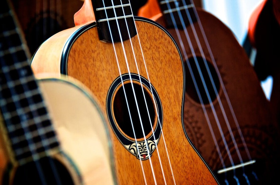 Jak wybrać najlepsze ukulele - radzi Konstanty Wejchert Jak wybrać najlepsze ukulele - radzi Konstanty Wejchert