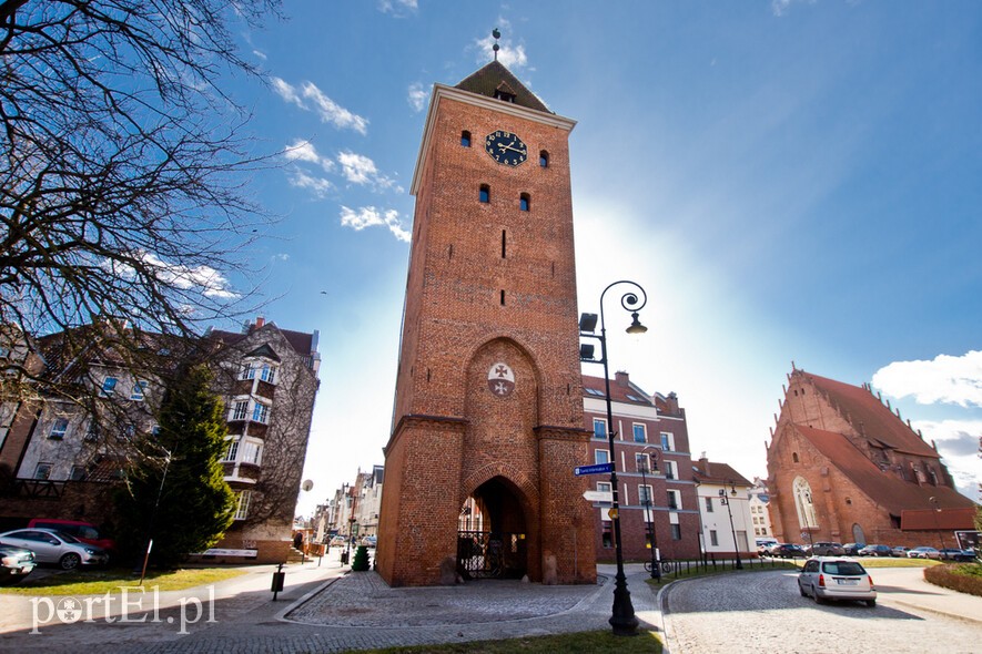 Elbląg, Nie tylko legenda. Piekarczyk kontra Krzyżacy