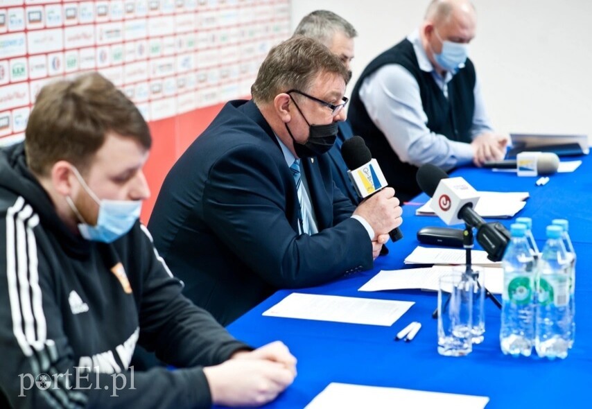 Elbląg, Wczorajsza (2 marca) konferencja prasowa w sprawie zawarcia porozumienia między klubami Elbląg, Wczorajsza (2 marca) konferencja prasowa w sprawie zawarcia porozumienia między klubami