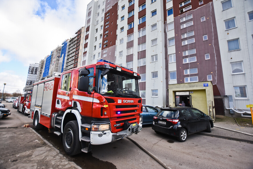 Elbląg, Pożar w bloku przy Andersa, zmarła 71-latka