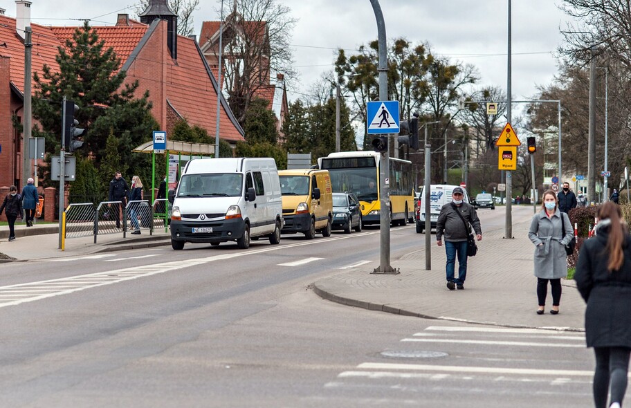 Elbląg, Mniej zakażeń, nadal dużo zgonów