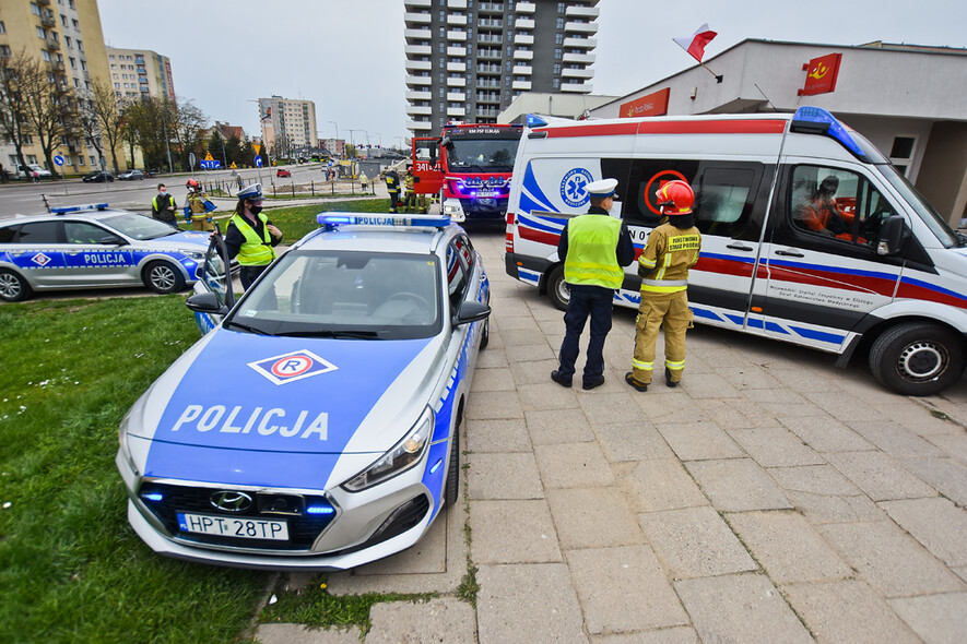 Elbląg, Potrącenie 74-latki na parkingu, sprawca zbiegł