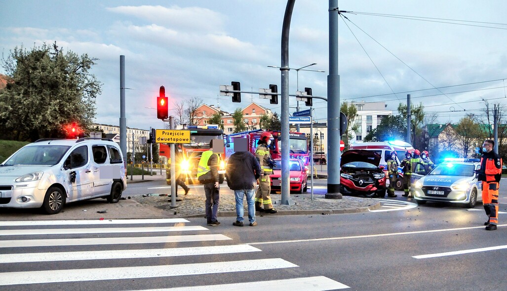 Elbląg, Kolejne zderzenie przy szkole muzycznej