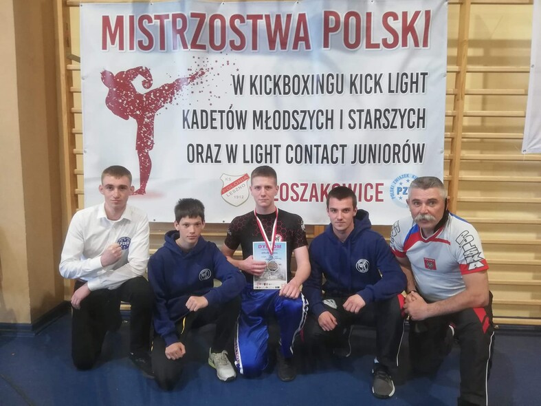 Elbląg, Mateusz Kowzan (w czarnej koszulce) zdobył brązowy medal na mistrzostwach Polski Elbląg, Mateusz Kowzan (w czarnej koszulce) zdobył brązowy medal na mistrzostwach Polski