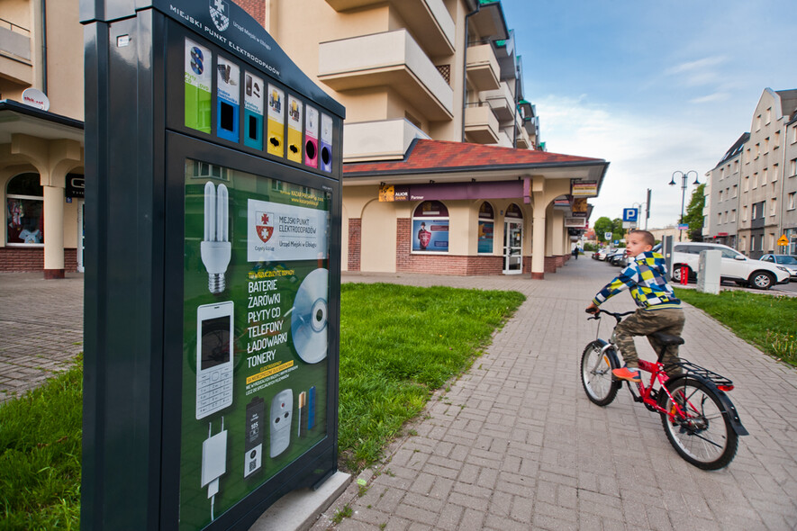 Elbląg, Jeden z punktów do segregacji elektroodpadów przy ul. Bałuckiego Elbląg, Jeden z punktów do segregacji elektroodpadów przy ul. Bałuckiego