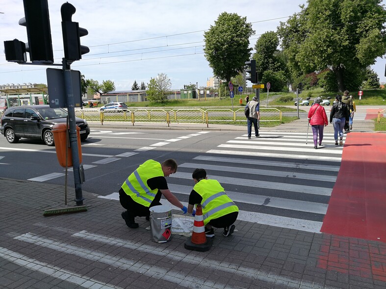 Elbląg, Kolejne ostrzegawcze piktogramy