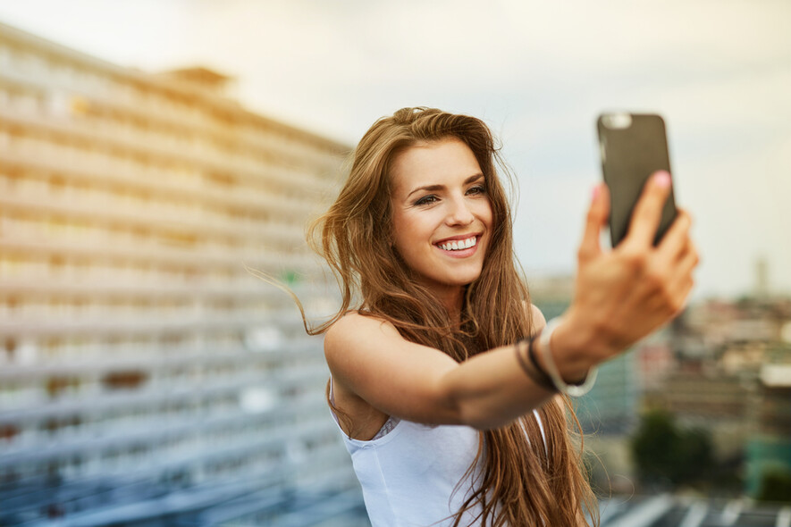 Najlepszy smartfon z dobrym aparatem. Sprawdzamy ceny abonamentów z telefonami Najlepszy smartfon z dobrym aparatem. Sprawdzamy ceny abonamentów z telefonami