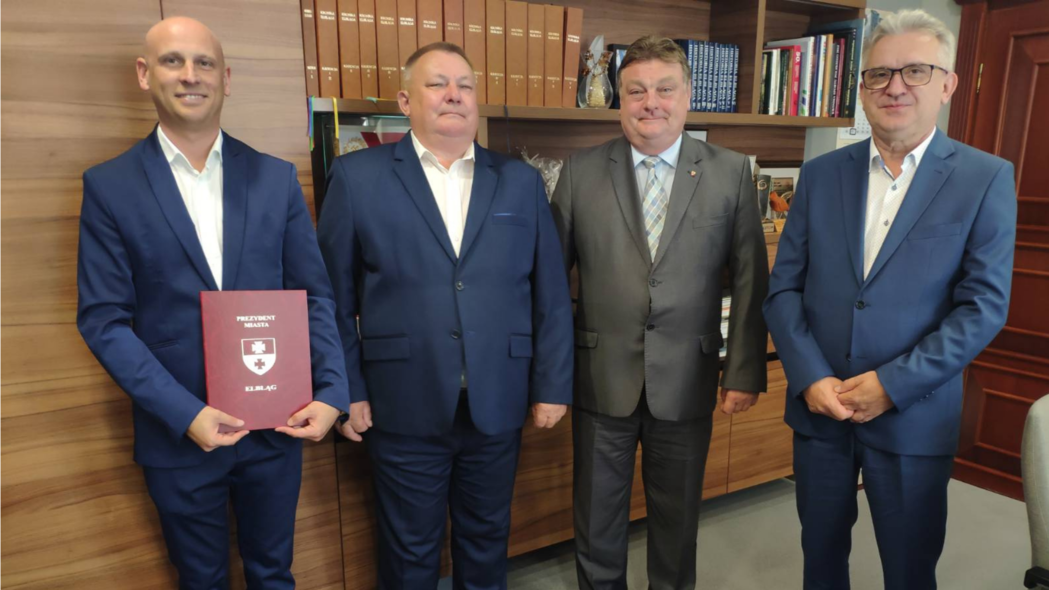 Elbląg, Od lewej: Marek Kucharczyk, Andrzej Bugajny, Witold Wróblewski i Janusz Nowak Elbląg, Od lewej: Marek Kucharczyk, Andrzej Bugajny, Witold Wróblewski i Janusz Nowak