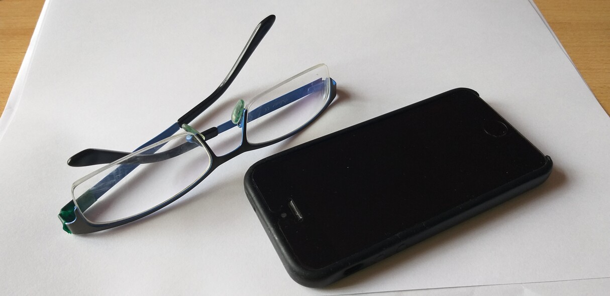 Elbląg, Znaleziono telefon i okulary Elbląg, Znaleziono telefon i okulary