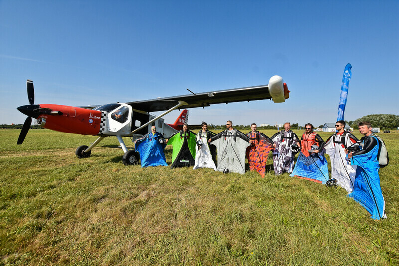 Elbląg, Porwą się na podniebny rekord świata. Baltic Wingsuit Meet Elbląg, Porwą się na podniebny rekord świata. Baltic Wingsuit Meet