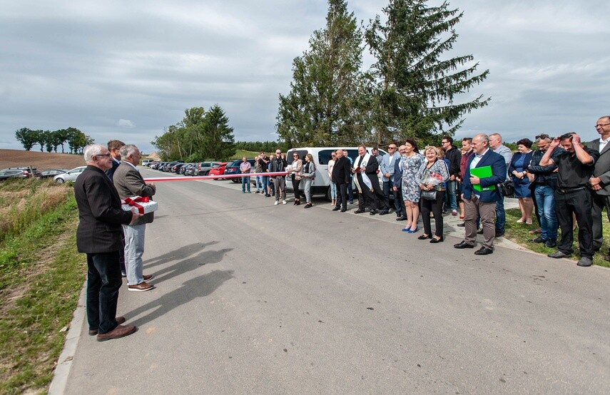 Elbląg, Z szutrowej na asfaltową Elbląg, Z szutrowej na asfaltową