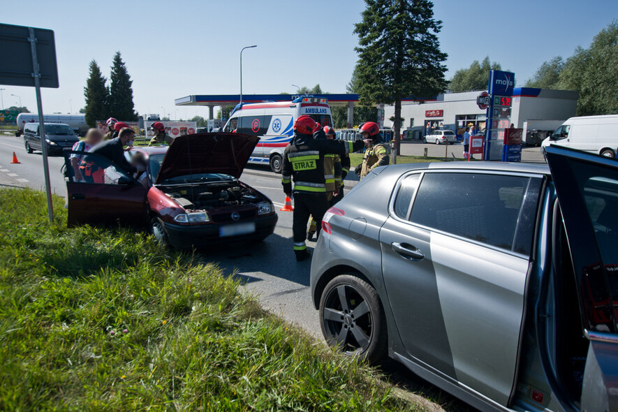 Elbląg, Spowodował kolizję 3 aut i odjechał