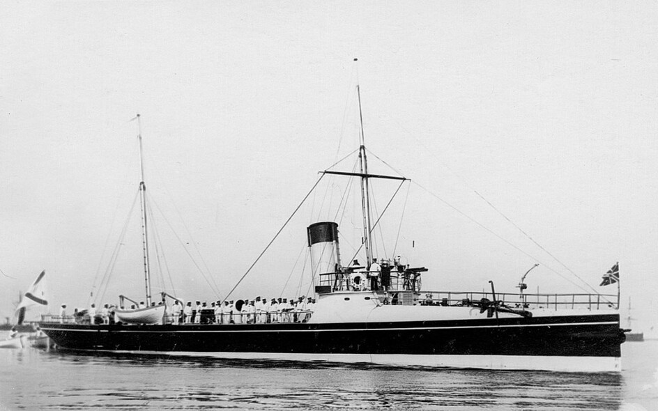 Elbląg, Kanonierka torpedowa "Wojewoda" wyprodukowana przez stocznię F. Schichaua dla floty rosyjskiej