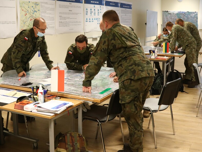 Elbląg, Żołnierze NATO ćwiczyli "Amber Precision" Elbląg, Żołnierze NATO ćwiczyli "Amber Precision"