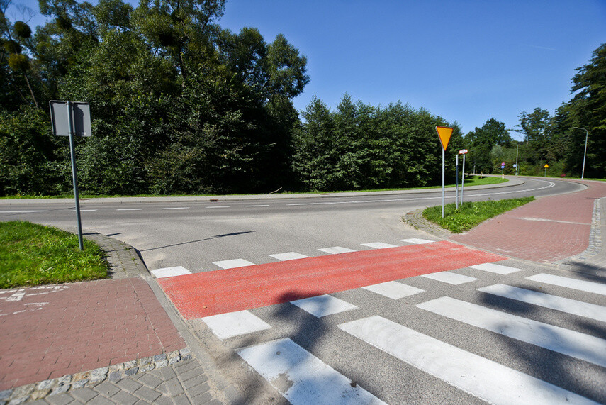 Elbląg, Wyjazd na ul. Sybiraków z parkingu pod Górą Chrobrego