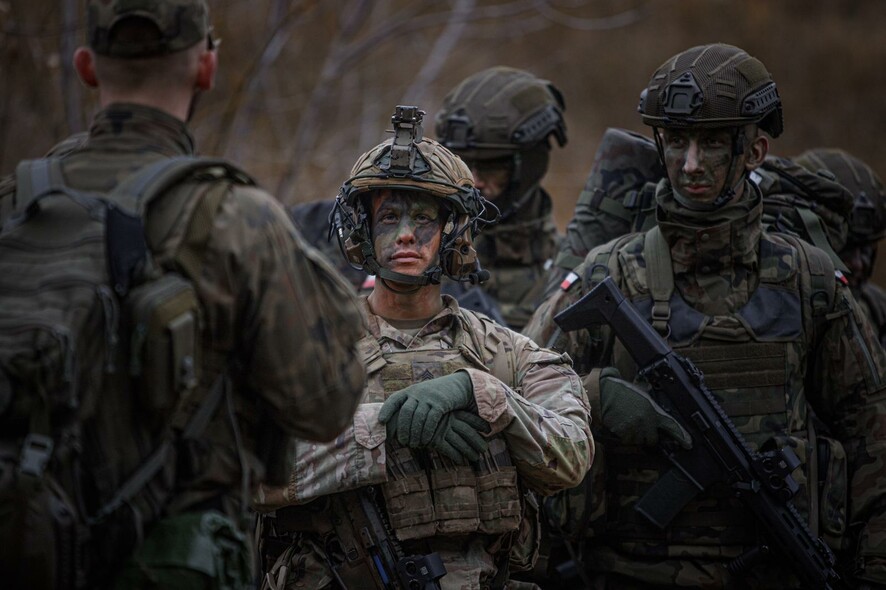 Elbląg, Przyszli podoficerowie szkolą się z USArmy