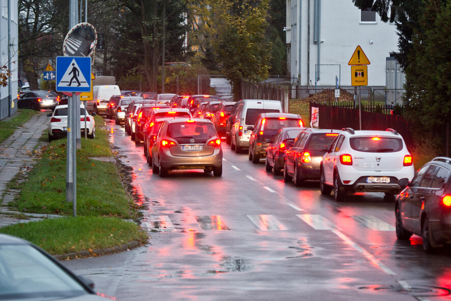 Elbląg, Ulica Orzeszkowej w godzinach szczytu