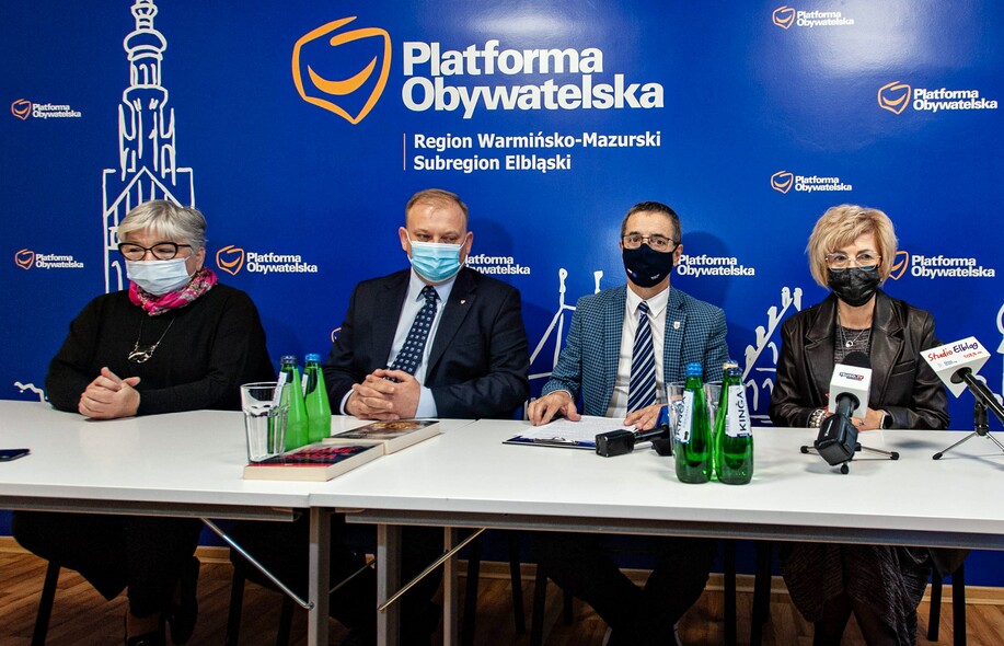 Elbląg, Zarząd elbląskiej PO (od lewej): Elżbieta Gelert, Michał Missan, Jerzy Wcisła i Irena Sokołowska Elbląg, Zarząd elbląskiej PO (od lewej): Elżbieta Gelert, Michał Missan, Jerzy Wcisła i Irena Sokołowska