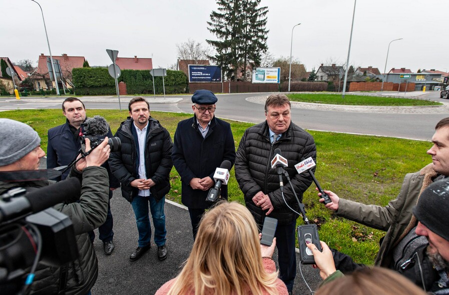 Elbląg, Koniec przebudowy ulicy Fromborskiej