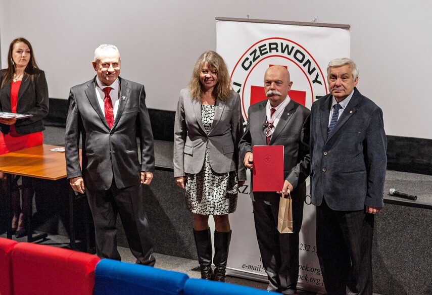 Elbląg, Honorowi odebrali honory Elbląg, Honorowi odebrali honory