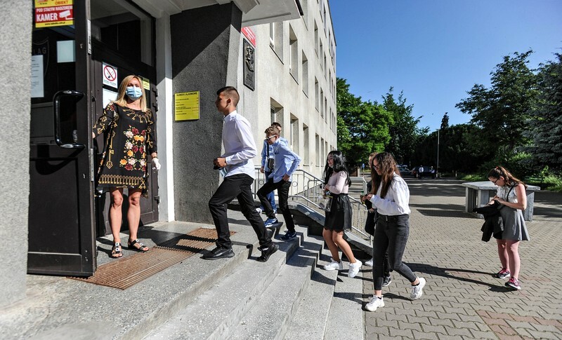 Elbląg, Tysiąc złotych dla najzdolniejszych Elbląg, Tysiąc złotych dla najzdolniejszych