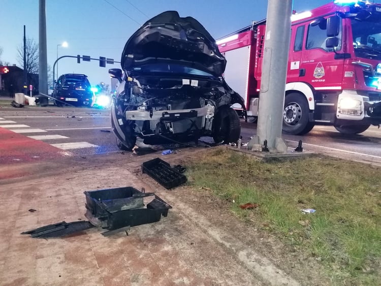 Elbląg, Zderzenie hondy z renault Elbląg, Zderzenie hondy z renault