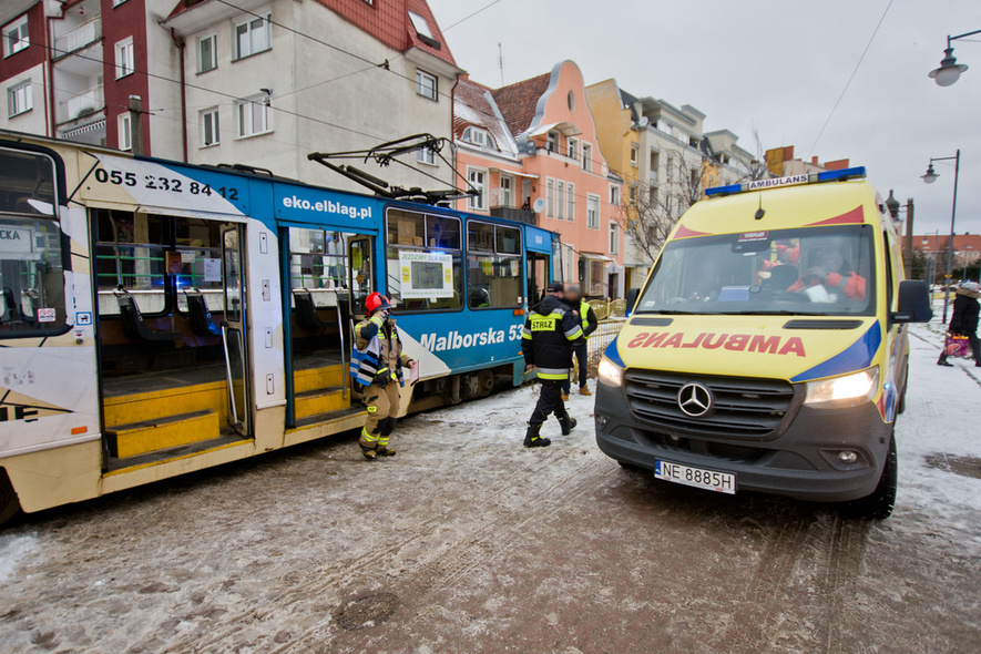 Elbląg, 11-latka potrącona przez tramwaj