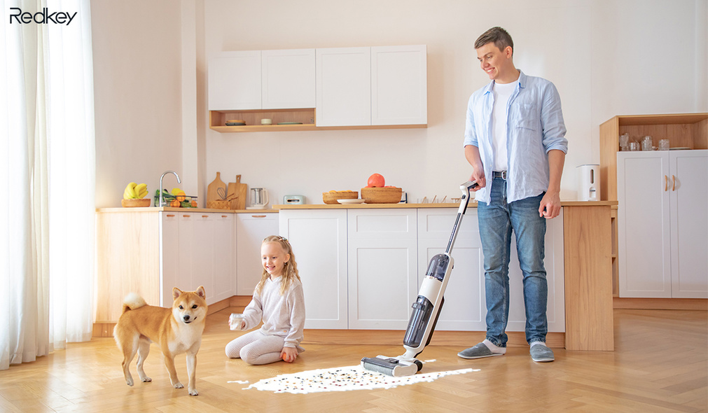 Odkurzacz, mop i urządzenie samoczyszczące 3-w-1 Redkey W12 - czyszczenie na sucho i na mokro Odkurzacz, mop i urządzenie samoczyszczące 3-w-1 Redkey W12 - czyszczenie na sucho i na mokro