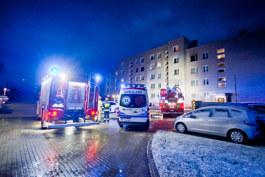 Elbląg, Pożar na trzecim piętrze, trzy osoby poszkodowane Elbląg, Pożar na trzecim piętrze, trzy osoby poszkodowane