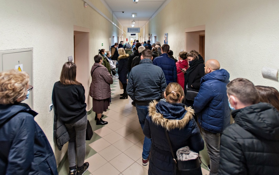 Elbląg, Elbląska delegatura Urzedu Wojewódzkiego. Dzisiaj ok. godz. 8 Elbląg, Elbląska delegatura Urzedu Wojewódzkiego. Dzisiaj ok. godz. 8