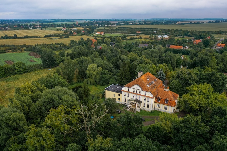 Elbląg, Pałac w Marwicy,