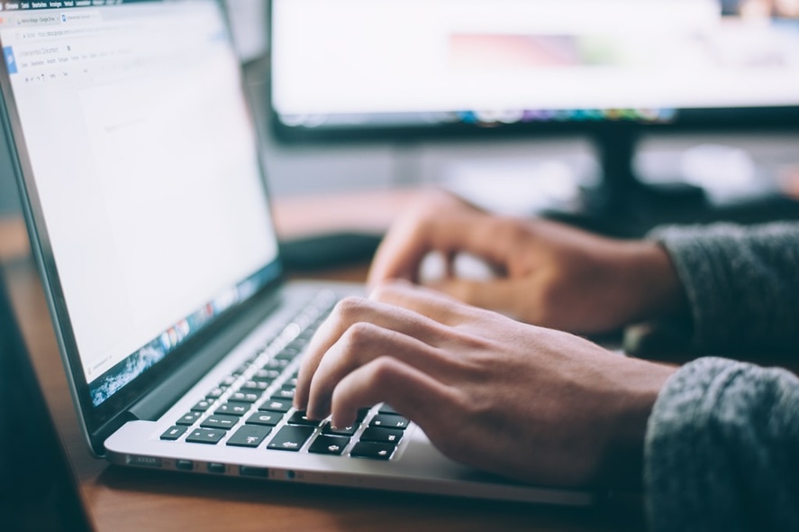 Jaki laptop wybrać? Indywidualne podejście do zakupu urządzenia Jaki laptop wybrać? Indywidualne podejście do zakupu urządzenia