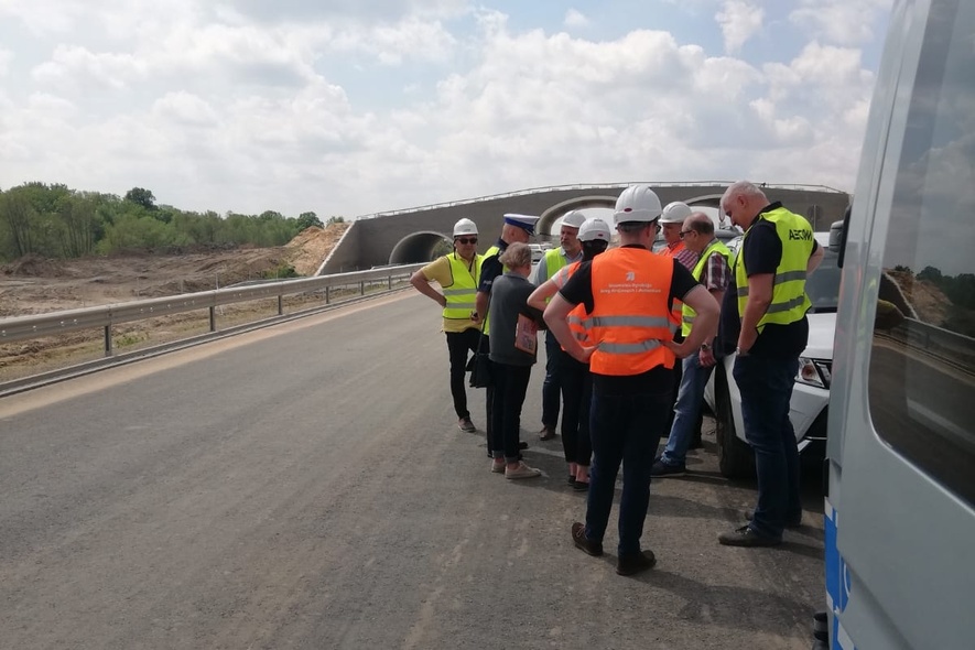 Elbląg, Drogę na odcinku w Niewieścinie badał specjalny zespół, Elbląg, Drogę na odcinku w Niewieścinie badał specjalny zespół,