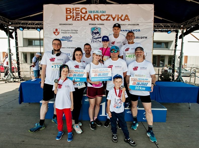 Elbląg, Drużyna portElu na Bieg Piekarczyka Elbląg, Drużyna portElu na Bieg Piekarczyka