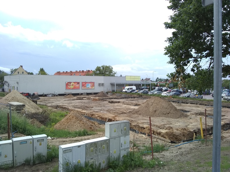 Elbląg, Biedronka będzie miała towarzystwo Elbląg, Biedronka będzie miała towarzystwo