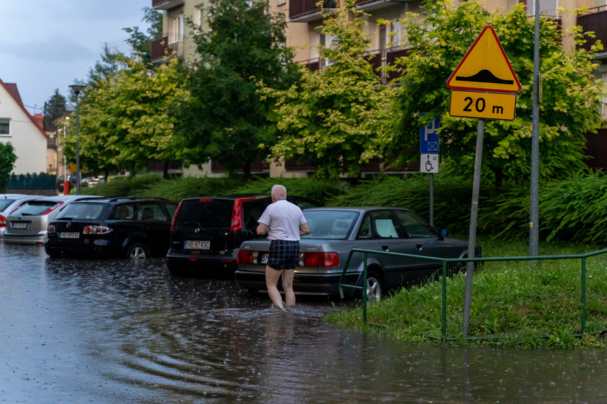 Elbląg, Krajobraz po burzy