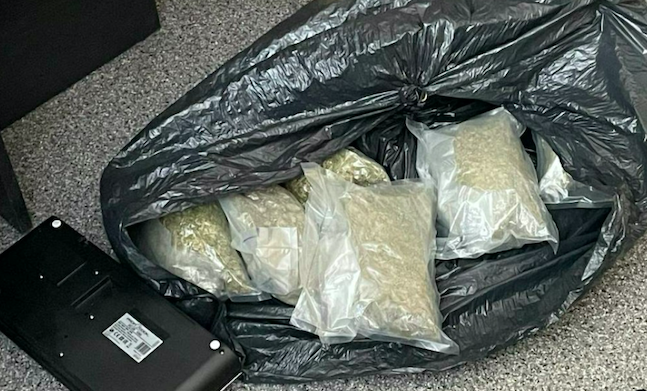 Elbląg, 1,7 kilograma marihuany oraz tabletki ecstasy 